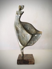 Вятър - скулптура на Милко Добрев