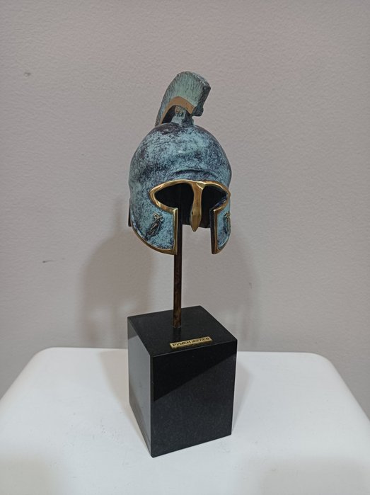 Helmet - a sculpture by Rumen Jelev