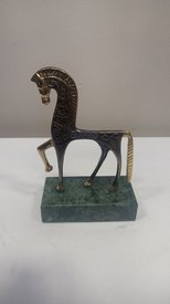 Horse II - sculpture by Bogdan Bondikov