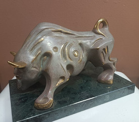 Bull I - sculpture by Bogdan Bondikov