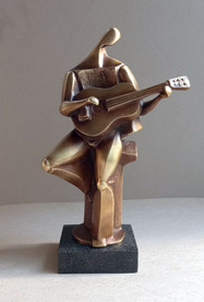Guitarrista - escultura de Petar Iliev