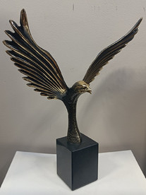 Eagle II - sculpture by Bogdan Bondikov