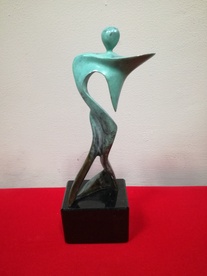 Гордост - скулптура на Александър Пройнов
