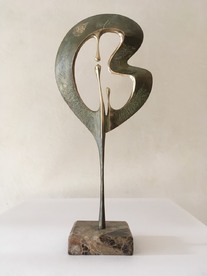 Дървото на живота - скулптура на Милко Добрев