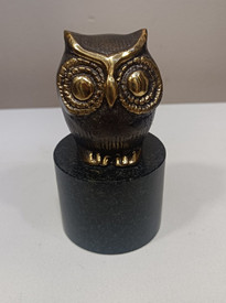 Owl - sculpture by Bogdan Bondikov