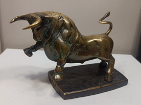 Bull 1 - sculpture by Dian Georgiev