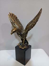 Eagle I - sculpture by Bogdan Bondikov
