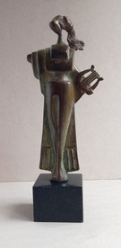 Musa II - escultura de Petar Iliev